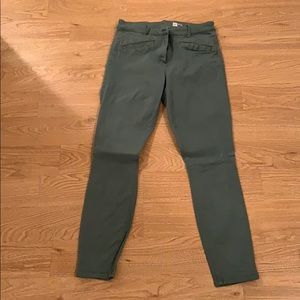 Olive Green GAP skinny crops